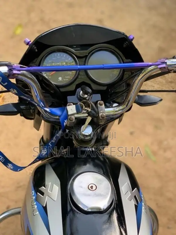 Bajaj CT-100 2011 Motorbike (Used)
