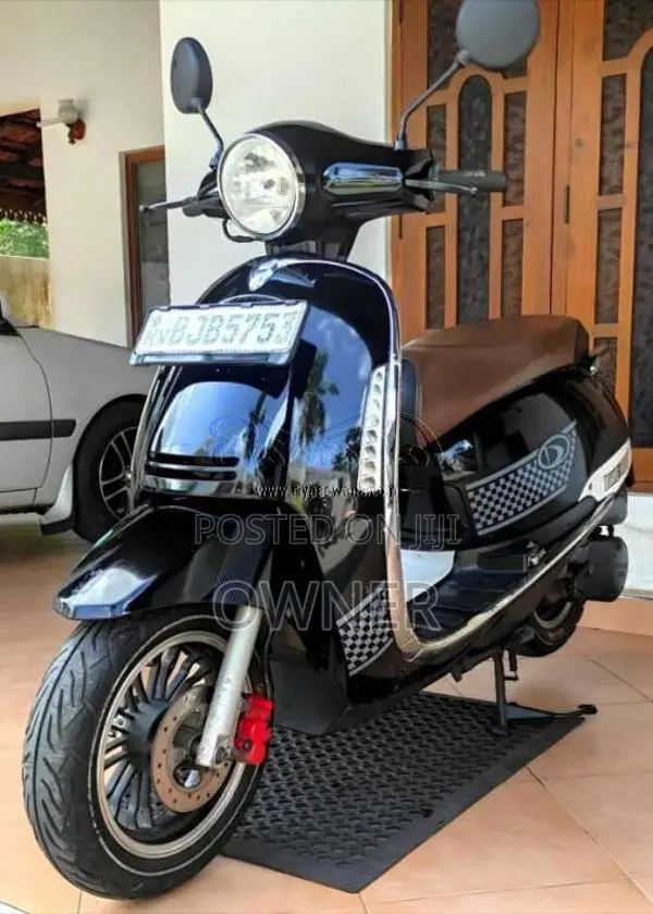 Demak TRANSTAR 125F 2021 Motorbike (Used)