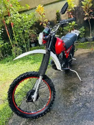 Yamaha XT125CC 1994 Motorbike (Used)