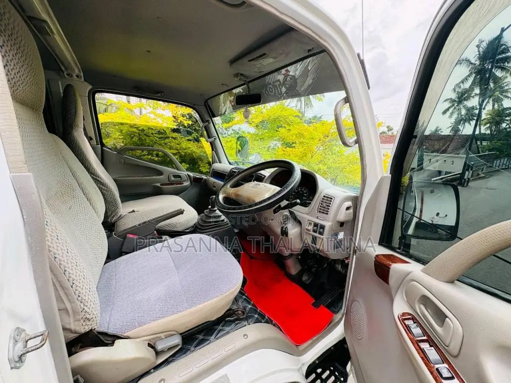Toyota CrewCab 2003 Crew Cab (Used)