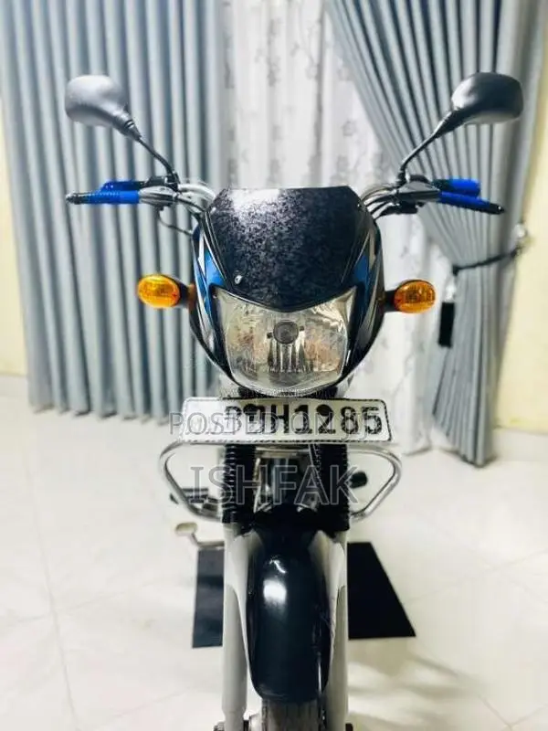 Bajaj CT-100 2016 Motorbike (Used)