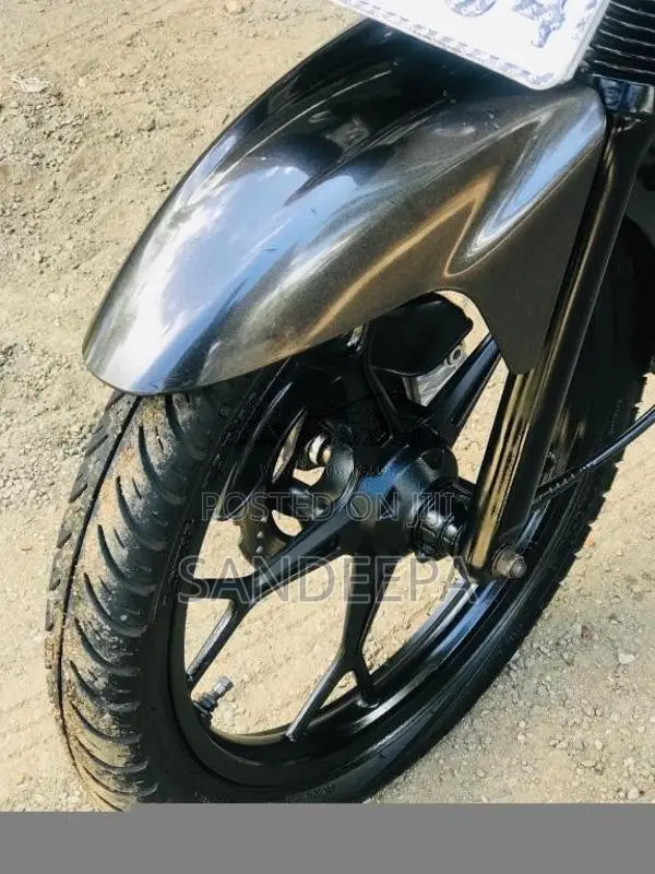 Bajaj Discover 2015 Motorbike (Used)