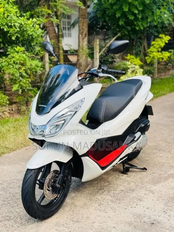 Honda Pcx 2018 Motorbike (Used)