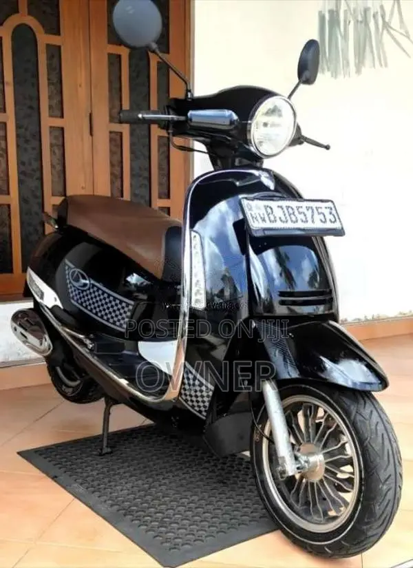 Demak TRANSTAR 125F 2021 Motorbike (Used)