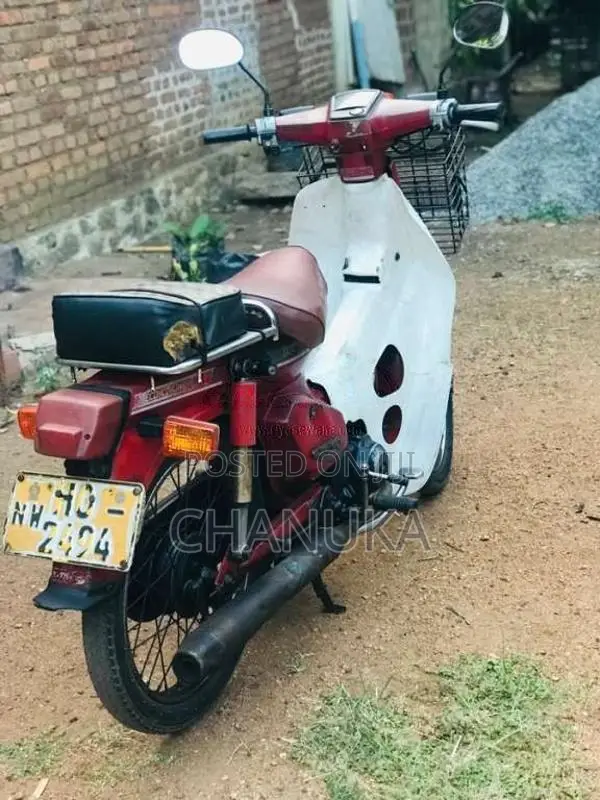 Honda Super Cub 2002 Motorbike (Used)