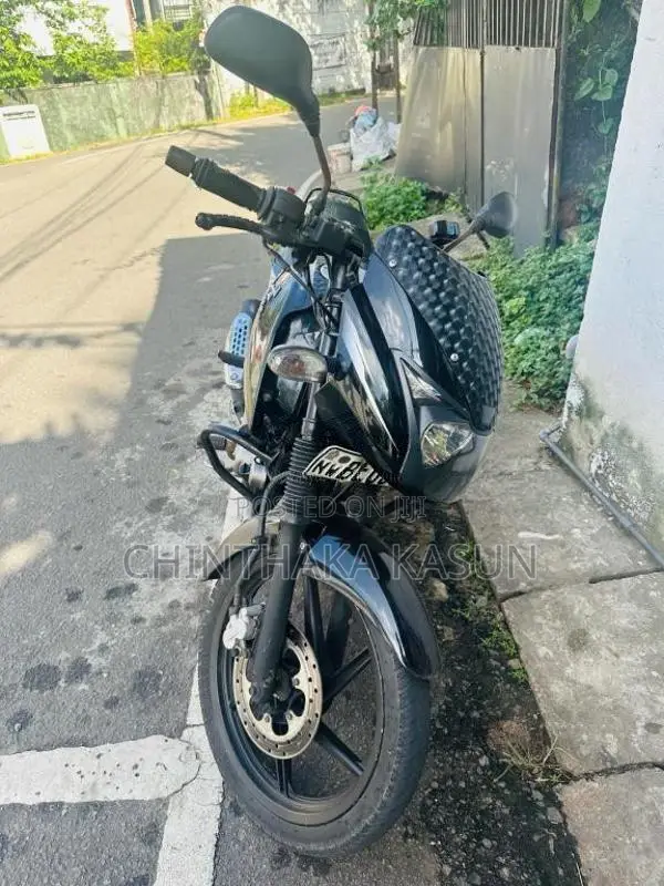 Bajaj Pulsar 2017 Motorbike (Used)