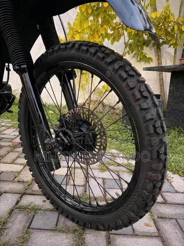 Honda Xlr 1999 Motorbike (Used)