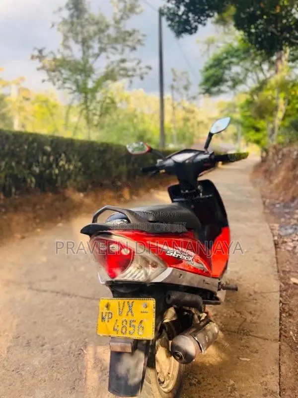 TVS Scooty Streak 2010 Motorbike (Used)