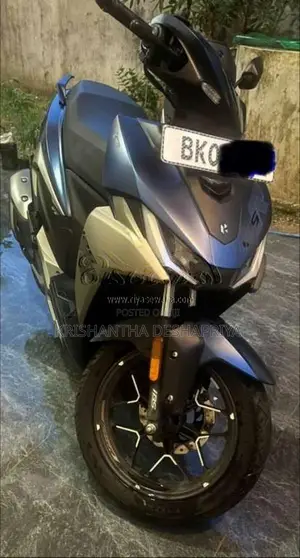 Hero Xoom 125 2025 Motorbike (Used)