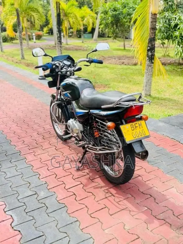 Bajaj CT-100 2017 Motorbike (Used)