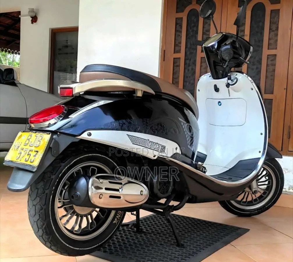 Demak TRANSTAR 125F 2021 Motorbike (Used)