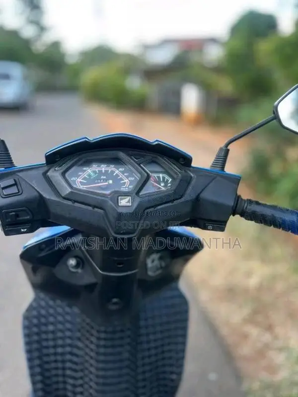 Honda Dio 2019 Motorbike (Used)