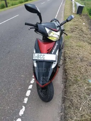 TVS Scooty Streak 2015 Motorbike (Used)