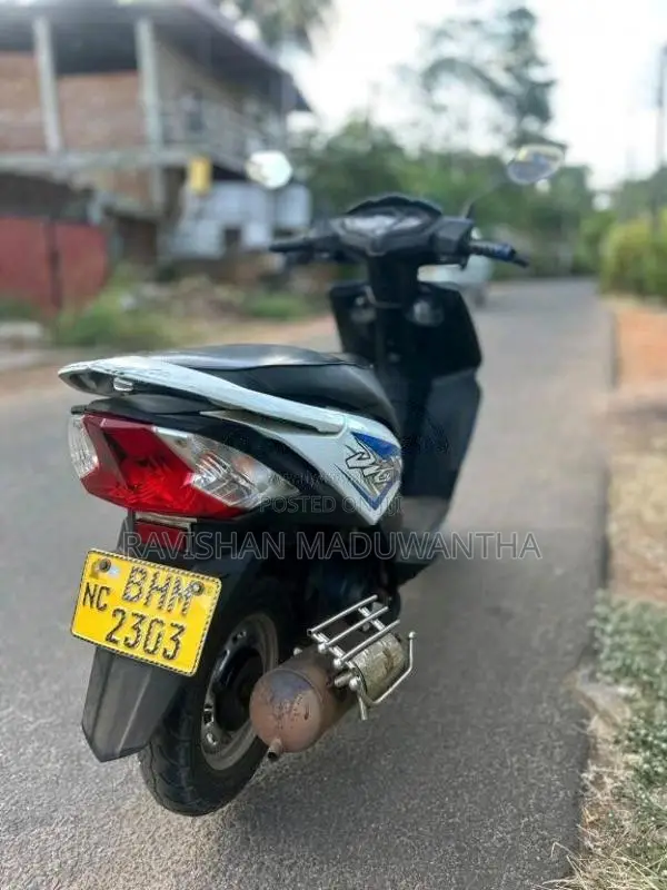 Honda Dio 2019 Motorbike (Used)