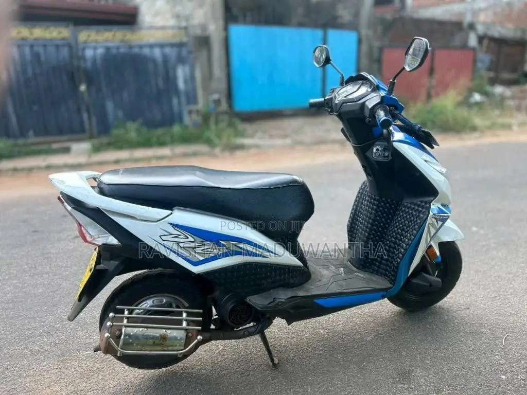 Honda Dio 2019 Motorbike (Used)