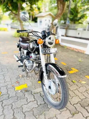 Honda CD 125 Twin 1990 Motorbike (Used)