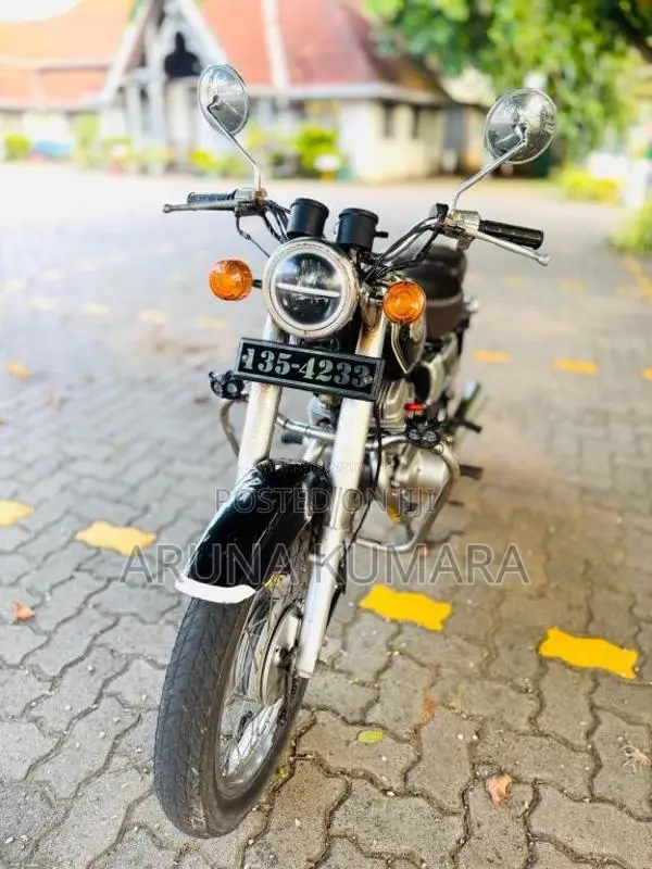 Honda CD 125 Twin 1990 Motorbike (Used)