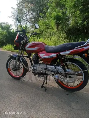Bajaj CT-100 2012 Motorbike (Used)