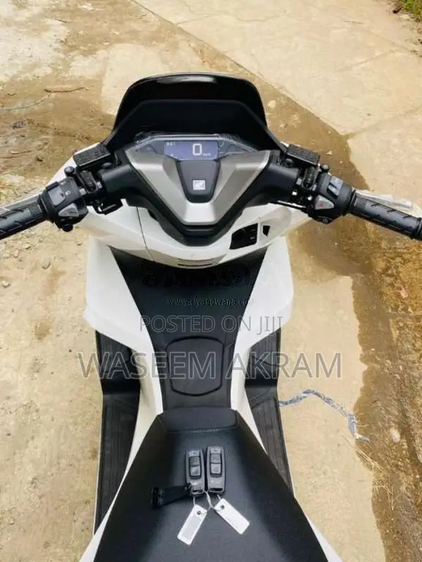 Honda Pcx 160 Japan 2025 Motorbike Brand New