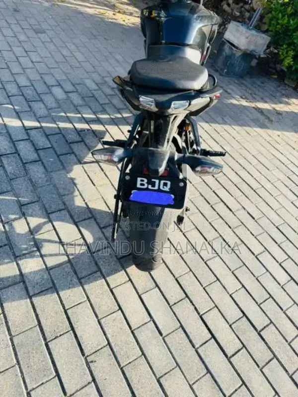 Bajaj Pulsar N160 2025 Motorbike (Used)
