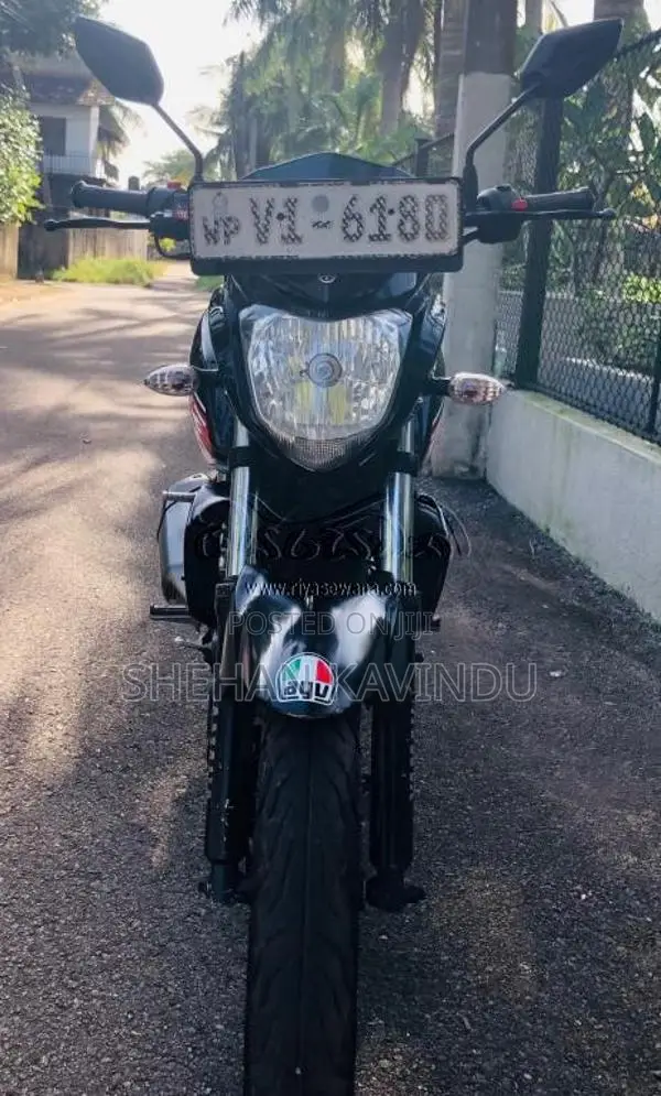 Yamaha FZ VERSION 01 2009 Motorbike (Used)