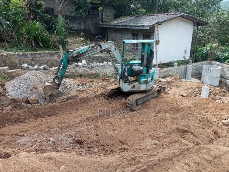Komatsu Pc30 2020 Heavy-Duty (Used)