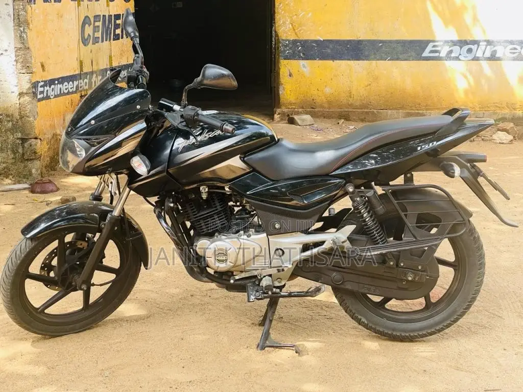 Bajaj Pulsar 2016 Motorbike (Used)