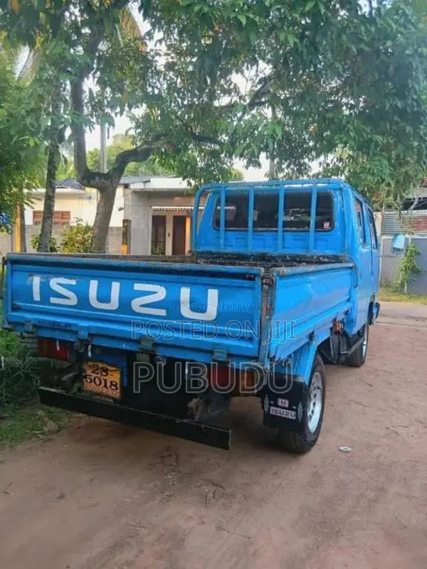 Isuzu Crewcab 1982 Crew Cab (Used)