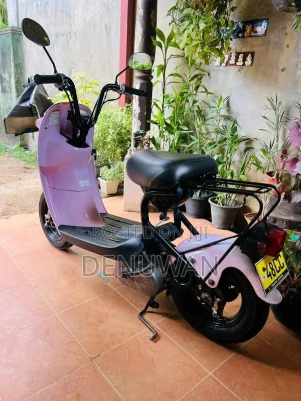 Suzuki Choi Nori 2022 Motorbike Unregistered (Recondition)