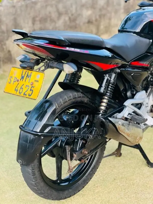 Bajaj Pulsar 135 2011 Motorbike (Used)