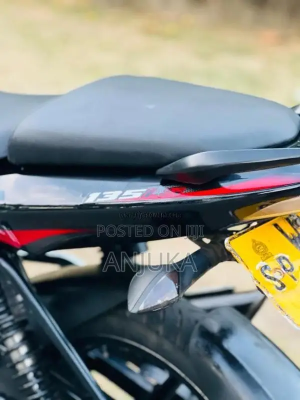 Bajaj Pulsar 2011 Motorbike (Used)