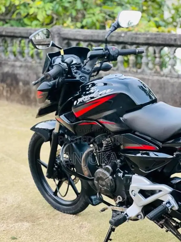 Bajaj Pulsar 2011 Motorbike (Used)