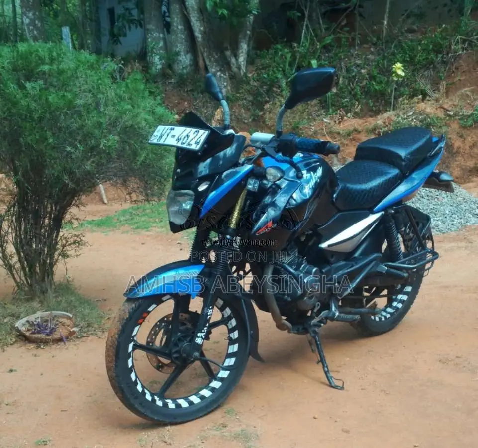 Bajaj Pulsar 2011 Motorbike (Used)
