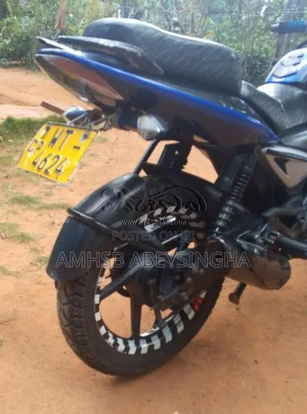 Bajaj Pulsar 2011 Motorbike (Used)