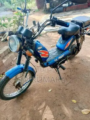 TVS XL Super 2011 Motorbike (Used)