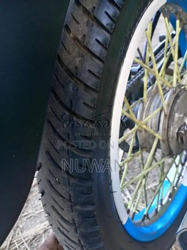 Bajaj CT-100 2011 Motorbike (Used)