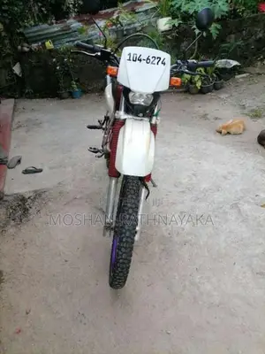 Honda Xlr 1992 Motorbike (Used)