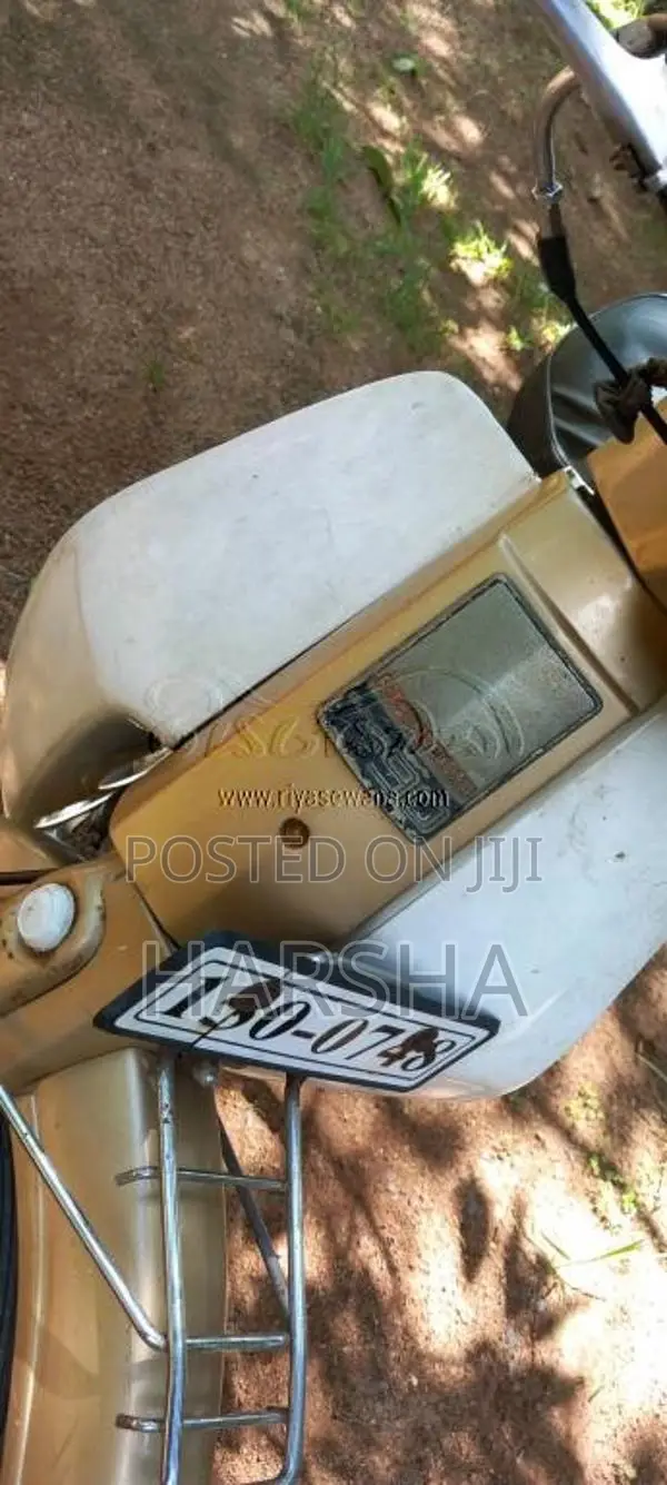 Honda Super Cub 90 1997 Motorbike (Used)