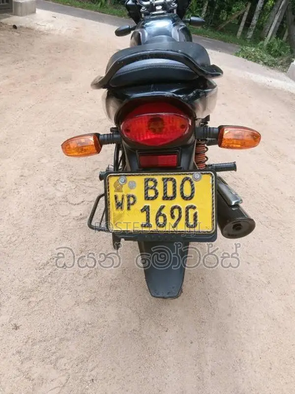 Bajaj Platina 2016 Motorbike (Used)