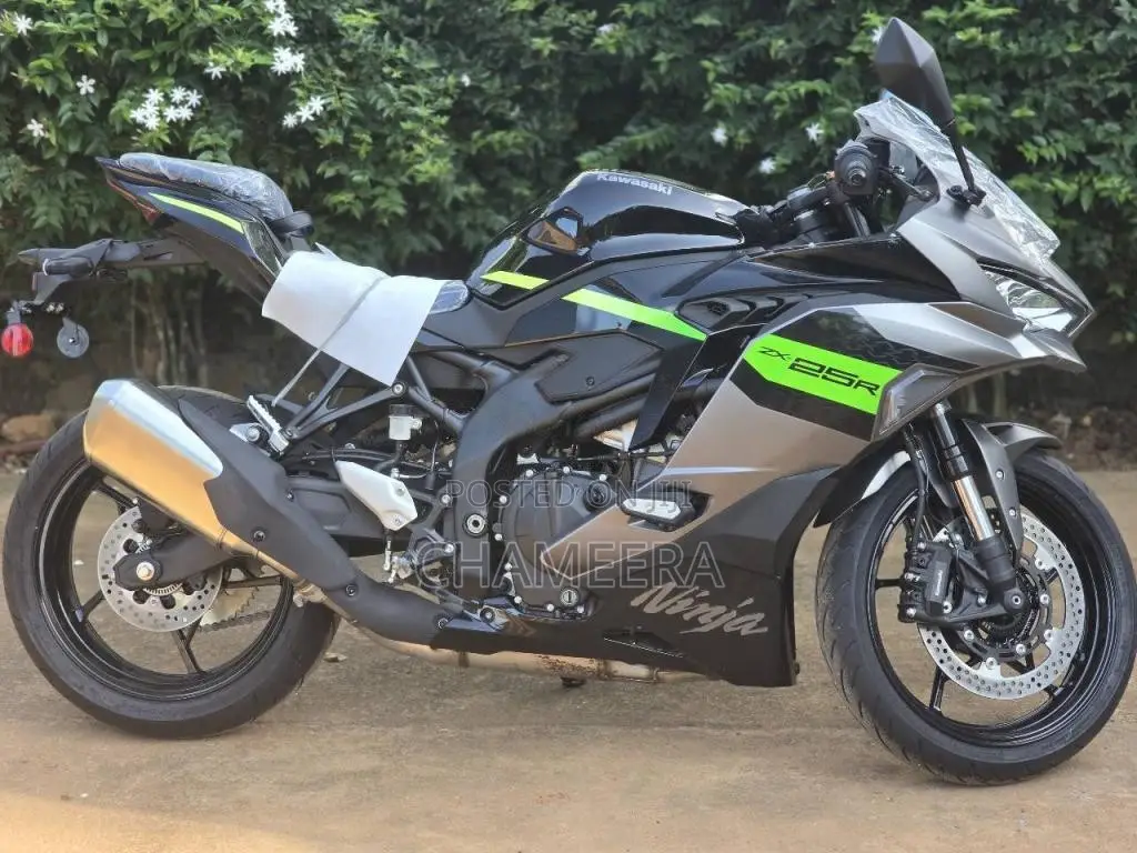 Kawasaki ZX25R SE 2026 Motorbike Brand New