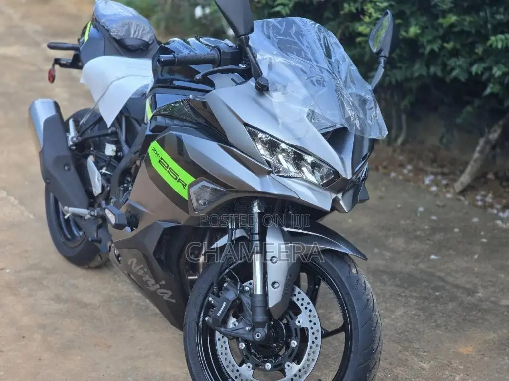 Kawasaki ZX25R SE 2026 Motorbike Brand New