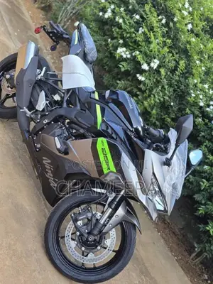 Kawasaki ZX25R SE 2026 Motorbike Brand New