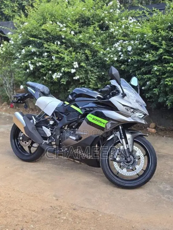 Kawasaki ZX25R SE 2026 Motorbike Brand New