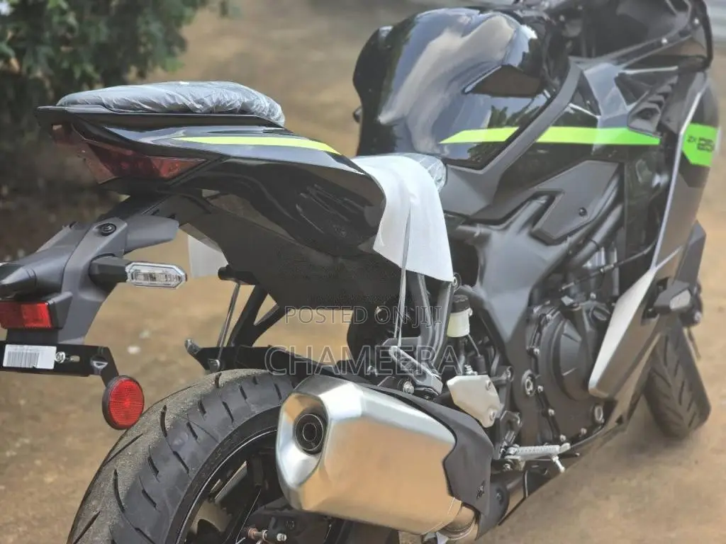 Kawasaki ZX25R SE 2026 Motorbike Brand New