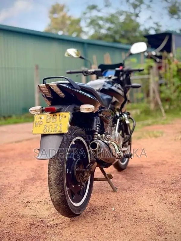 Bajaj Pulsar 150 2015 Motorbike (Used)