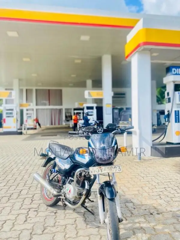 Bajaj CT-100 2005 Motorbike (Used)