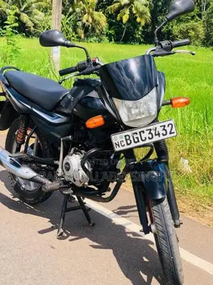 Bajaj Platina 2017 Motorbike (Used)