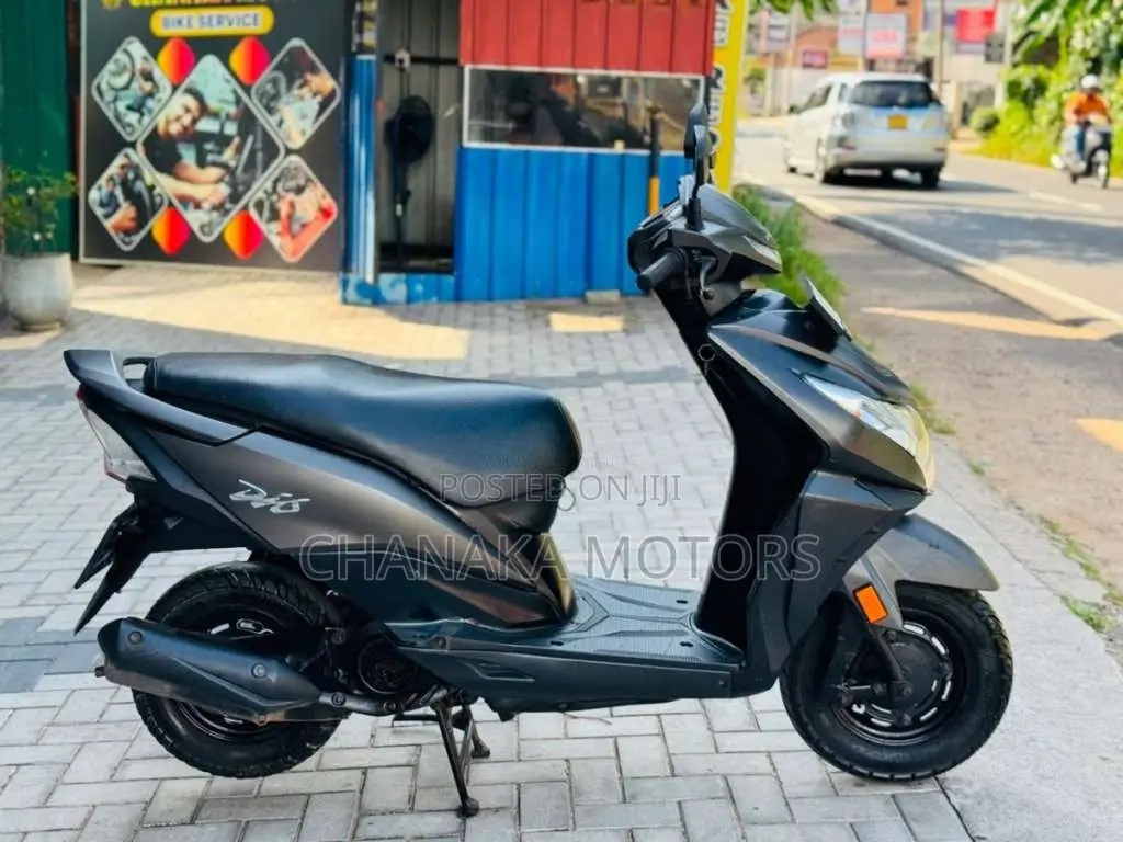 Honda Dio 2017 Motorbike (Used)