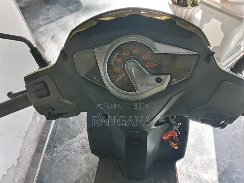 Hero Dash 2016 Motorbike (Used)