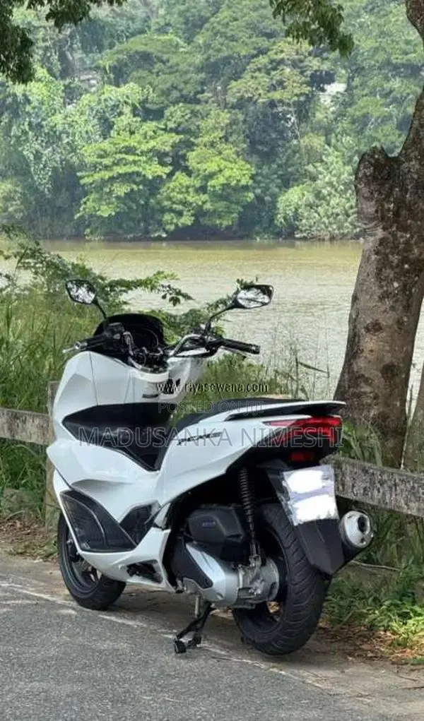 Honda PCX 2024 Motorbike (Used)